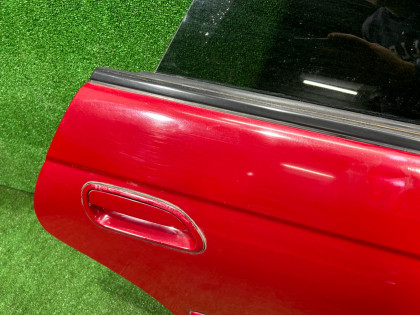 Porta traseira direita SUBARU LEGACY OEM 61400AC300 BG5 1997 RED
