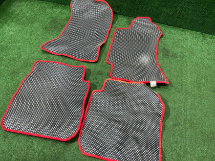 Tapetes SUBARU LEGACY OEM 95010AC080MJ BG5 1997 RED