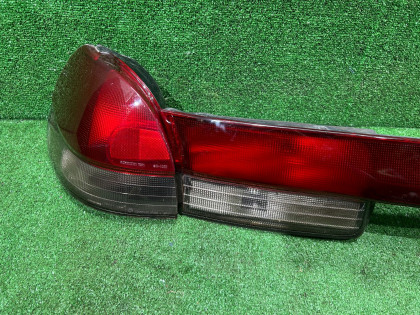 Conjunto de farolins traseiros SUBARU LEGACY OEM 84251AC090, 84201AC120, 84201AC130 BG5 1997