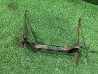 Suporte da bateria SUBARU LEGACY OEM 82182AA040 82161AA040 82122AA011 BG5 1997