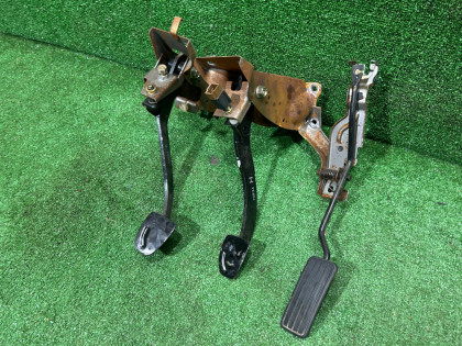 Pedals под свап SUBARU LEGACY OEM 36013AA011 36011AA001 36015FC020 BG5 1997 RED