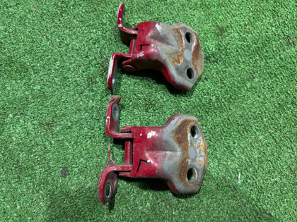 左前门铰链 SUBARU LEGACY OEM 61220AC000 61220AC010 BG5 1997 RED
