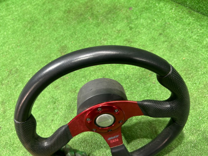 Volante MOMO со стаканом SUBARU LEGACY OEM 34311AC630 BG5 1997 RED