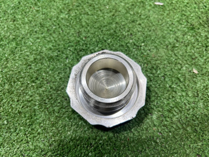 ฝาเติมน้ำมันเครื่อง Zero Sports SUBARU LEGACY OEM 15255AA022 BG5 1997