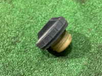 ฝาปิดถังน้ำมัน 42032AC020 SUBARU LEGACY