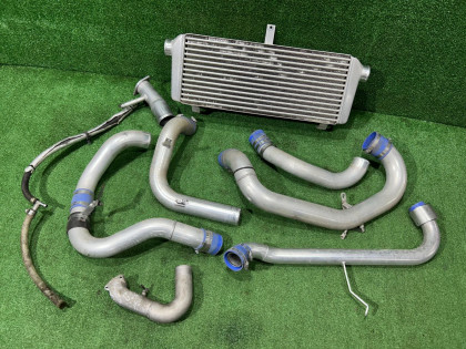 インタークーラー Фронтальный с пайпами GREDDY SUBARU LEGACY OEM 21819AA011 BG5 1997 EJ20R MT5