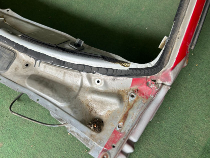 กรอบกระจกบังลมหน้า SUBARU LEGACY OEM 51530AC060 51530AC070 BG5 1997
