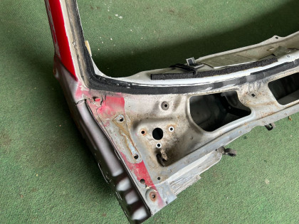 กรอบกระจกบังลมหน้า SUBARU LEGACY OEM 51530AC060 51530AC070 BG5 1997
