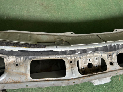 กรอบกระจกบังลมหน้า SUBARU LEGACY OEM 51530AC060 51530AC070 BG5 1997