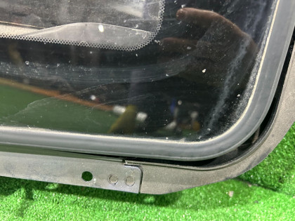 ซันรูฟด้านหลัง SUBARU LEGACY OEM 65430AC230 65410AC500 65450AC500 BG5 1997 RED