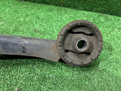 Soporte del diferencial SUBARU FORESTER OEM 41310SA001 SG5 2007 EJ205 AT