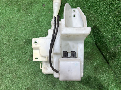 ウォッシャータンク SUBARU FORESTER OEM 86610SA050 SG5 2007 EJ205 AT