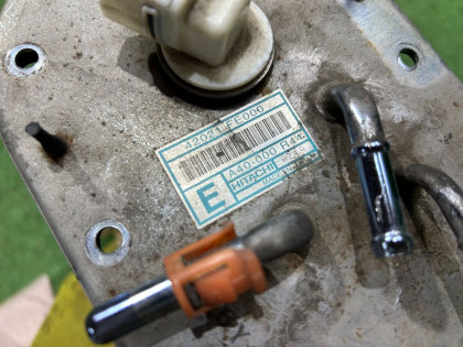 Bomba de combustible SUBARU FORESTER OEM 42021FE000 SG5 2007 EJ205 AT