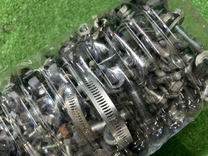 น็อตสกรู (ชุด 5 ลิตร) SUBARU FORESTER OEM 901000110 SG5 2007
