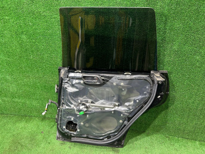 Puerta trasera derecha SUBARU FORESTER OEM 60409SA0029P SG5 2007 BLACK 32J
