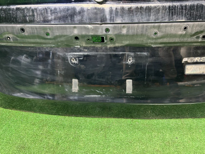 Portón trasero SUBARU FORESTER OEM 60809SA0509P SG5 2007 BLACK 32J