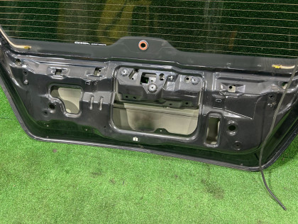 Portón trasero SUBARU FORESTER OEM 60809SA0509P SG5 2007 BLACK 32J