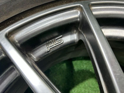 轮毂 M. A. T. Диски Enkei STI R17 SUBARU FORESTER OEM 12345678 SG5 2007