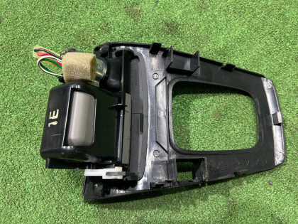 Консоль селектора акпп черная SUBARU FORESTER OEM 92121SA261 86257SA000 SG5 2007