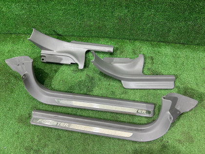 门槛饰条 SUBARU FORESTER OEM 94060SA080ND 94060SA090ND 94061SA001ND 94061SA011ND SG5 2007 BLACK 32J