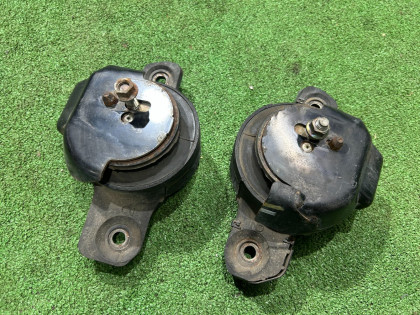 エンジンマウント SUBARU FORESTER OEM 41022SA010 41022AE011 SG5 2007 EJ205 AT