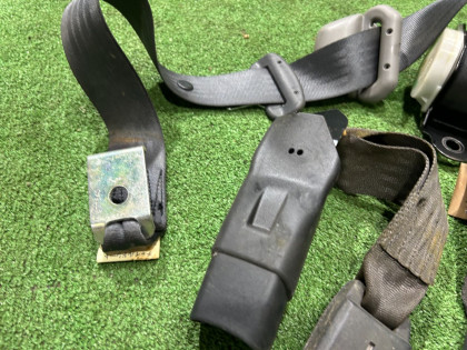 Rear seat belts SUBARU FORESTER OEM 64680SA070ML 64680SA060ML 64660SA060ML 64660SA070ML SG5 2007 BLACK 32J