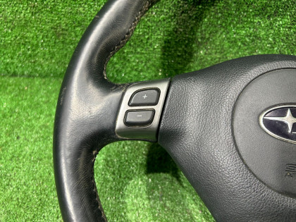 Volante MOMO SUBARU FORESTER OEM 34311SA150JC SG5 2007 BLACK 32J