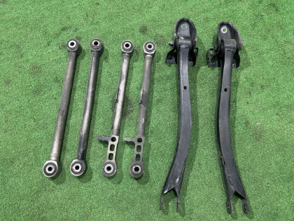 ปีกนกหลัง аллюминий 20250SA090 20250SA030 20250SA050 SUBARU FORESTER