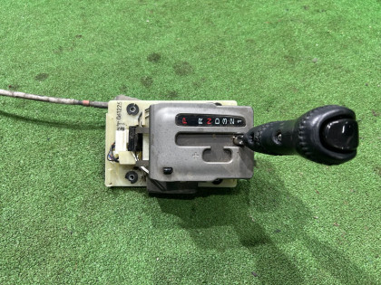 Automatic gear selector SUBARU FORESTER OEM 35111FE021 SG5 2007
