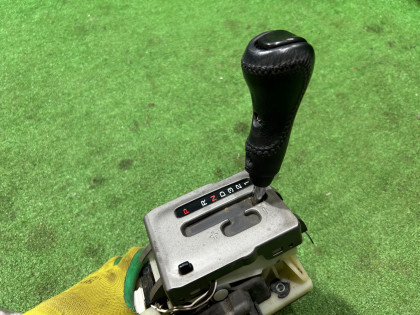 Automatic gear selector SUBARU FORESTER OEM 35111FE021 SG5 2007