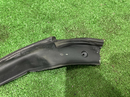 右ドアウェザーストリップ SUBARU FORESTER OEM 63521SA000 SG5 2007 BLACK 32J