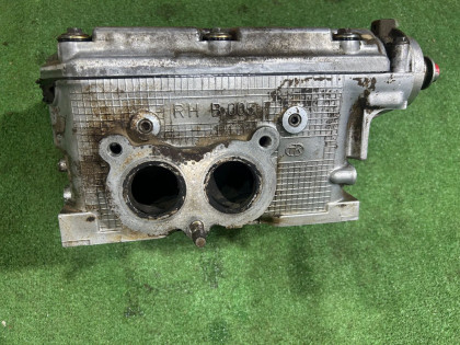 Cabeça do motor direita SUBARU LEGACY LANCASTER OEM 11039AB252 BH9 2000 EJ254