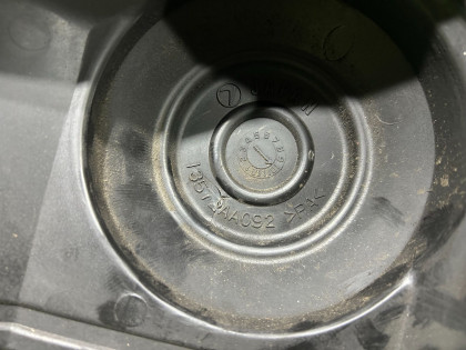 Tampa da distribuição direita SUBARU LEGACY LANCASTER OEM 13572AA092 BH9 2000 EJ254