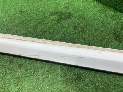 Порог правый SUBARU LEGACY OEM 96051AE000WG BE5 2000 WHITE 51E