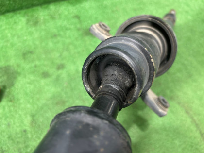 Propshaft SUBARU LEGACY OEM 27111AE100 BE5 2000 EJ206 AT