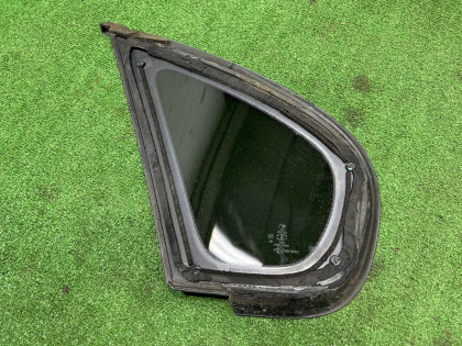 右三角窗玻璃 SUBARU LEGACY OEM 65222AE020NB BE5 2000