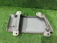 Embellecedor bajo el piloto trasero derecho SUBARU LEGACY OEM 51473AE001 BE5 2000 WHITE 51E