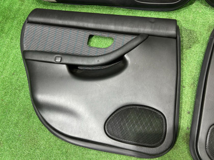 Painéis de porta SUBARU LEGACY OEM 94210AE060ML 94210AE070ML 94220AE060ML 94220AE070ML BE5 2000 WHITE 51E