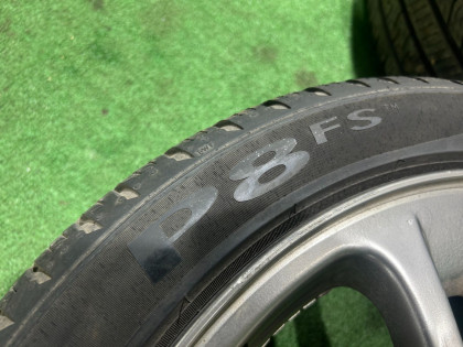 Pneus Pirelli premium P8fs 215/45 R17 SUBARU LEGACY OEM 28121AE120 BE5 2000