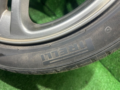 Pneus Pirelli premium P8fs 215/45 R17 SUBARU LEGACY OEM 28121AE120 BE5 2000