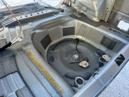 リアボディセクション Rear Cut SUBARU LEGACY OEM 51410AE001, 51410AE012 BEE 2003 SILVER 01G