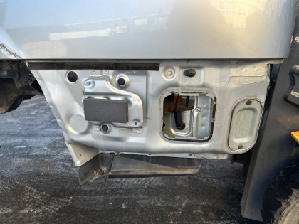 Sección trasera de la carrocería Rear Cut SUBARU LEGACY LANCASTER OEM 51410AE160 51410AE170 52122AE100 BHE 2001 SILVER/GREY 1U2