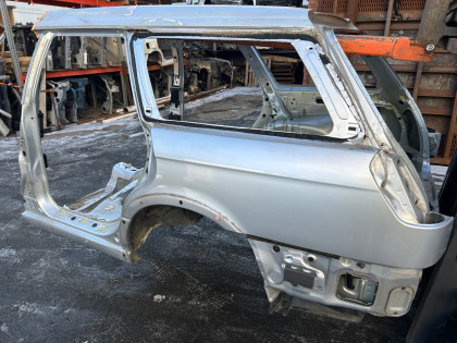 Sección trasera de la carrocería Rear Cut SUBARU LEGACY LANCASTER OEM 51410AE160 51410AE170 52122AE100 BHE 2001 SILVER/GREY 1U2