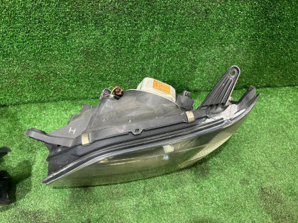 Faróis SUBARU LEGACY OEM 84001AE281 84001AE291 BE5 2000