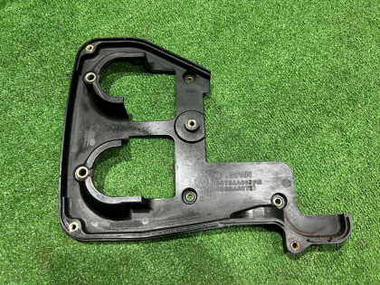 Tampa traseira direita da distribuição SUBARU LEGACY OEM 13568AA072 BG5 1997 EJ20R MT5