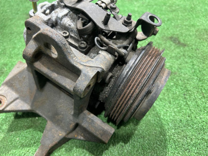 空调压缩机 SUBARU LEGACY OEM 73111AC002 BG5 1997 EJ20R MT5