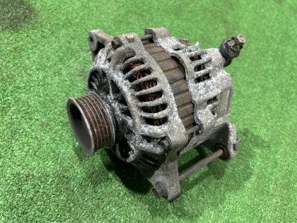 オルタネーター SUBARU LEGACY OEM 23700AA212 BG5 1997 EJ20R MT5