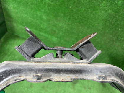 Travessa da caixa SUBARU LEGACY OEM 41022AC150, 41011AE000 BE5 BH5 2000 EJ206 AT