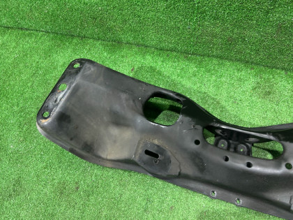 フロントメンバー SUBARU LEGACY OEM 20100AC021 BE5 BH5 2000 EJ206 AT