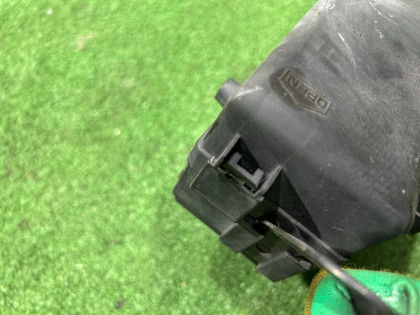 กล่องฟิวส์ SUBARU LEGACY OEM 82231AE000 BE5 2000 EJ206 AT